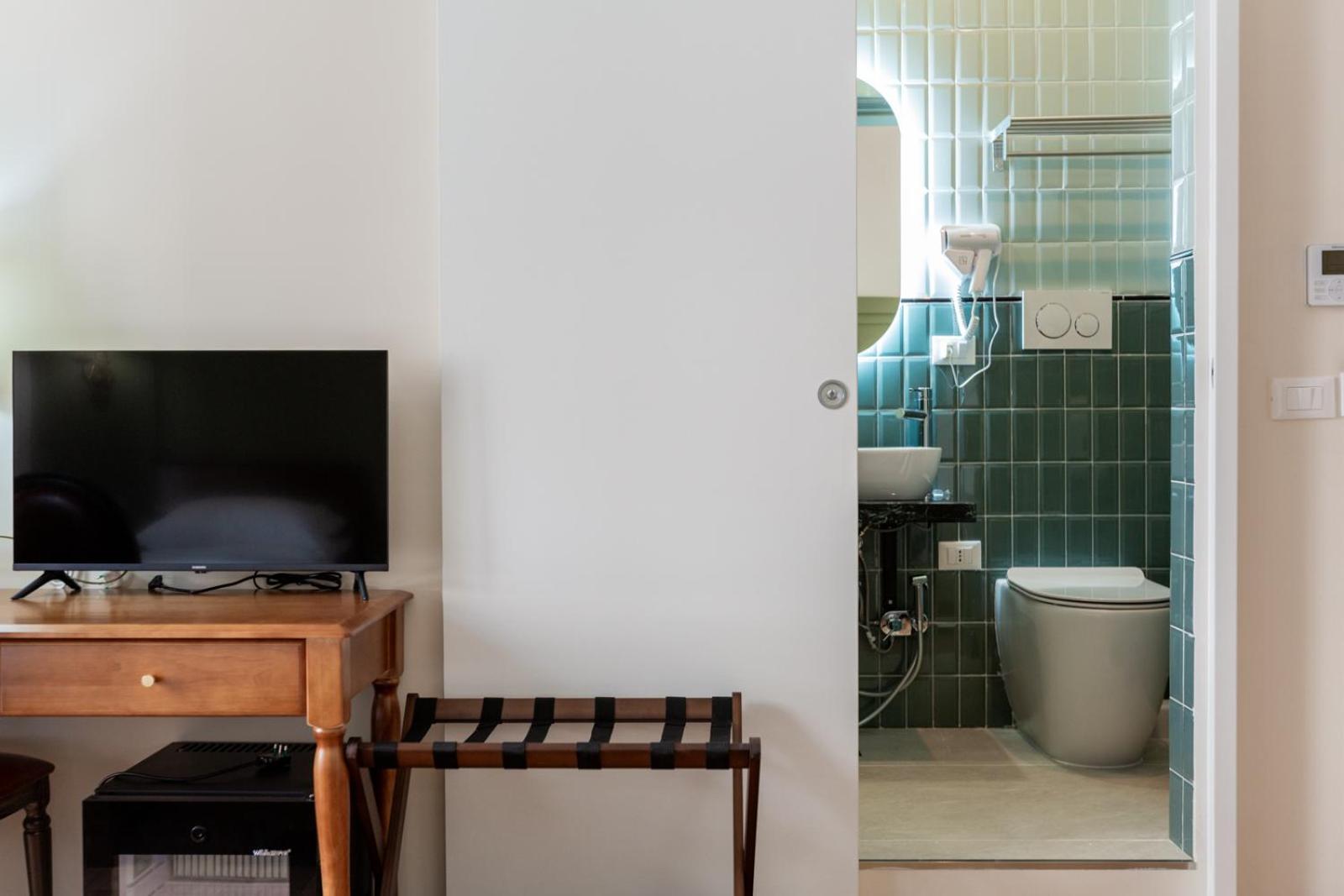 Modi Hotel Livorno Kültér fotó